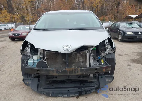 2014 Toyota Sienna Xle 7 Passenger from USA, damaged, VIN 5TDDK3DC8ES077415